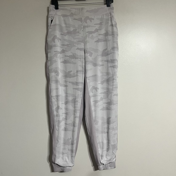 Athleta Pants - Athleta Brooklyn Textured Jogger Pants Light Purple Camo Camouflage Size 8